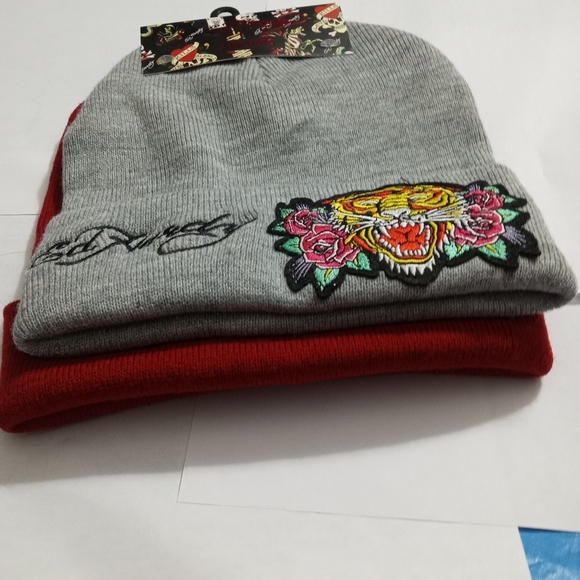 Ed Hardy Red & Gray Serbian Hill Roaring Tiger Tattoo Cap/Beanie Set - Picture 4 of 10